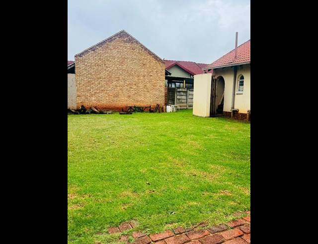 3 BEDROOM HOUSE FOR SALE IN DAWN PARK